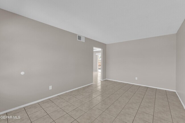 Building Photo - 228 Caribe Cir