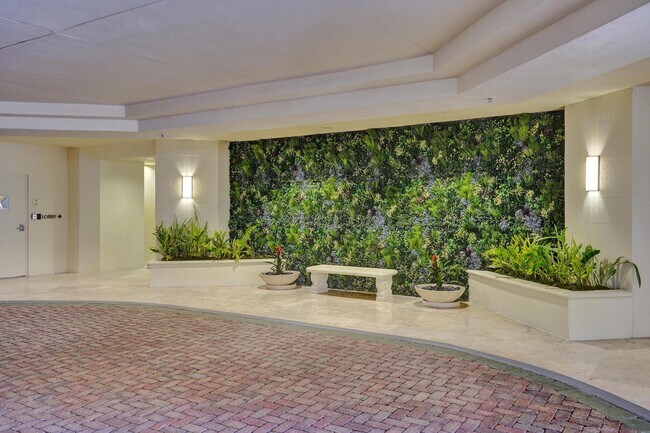 Building Photo - 99 SE Mizner Blvd