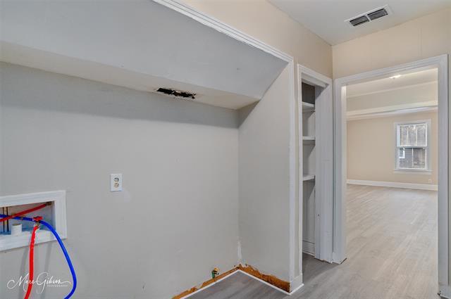 Building Photo - 615 Yarborough St