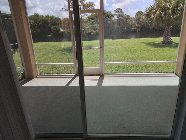 Building Photo - 9834 SW Eastbrook Cir