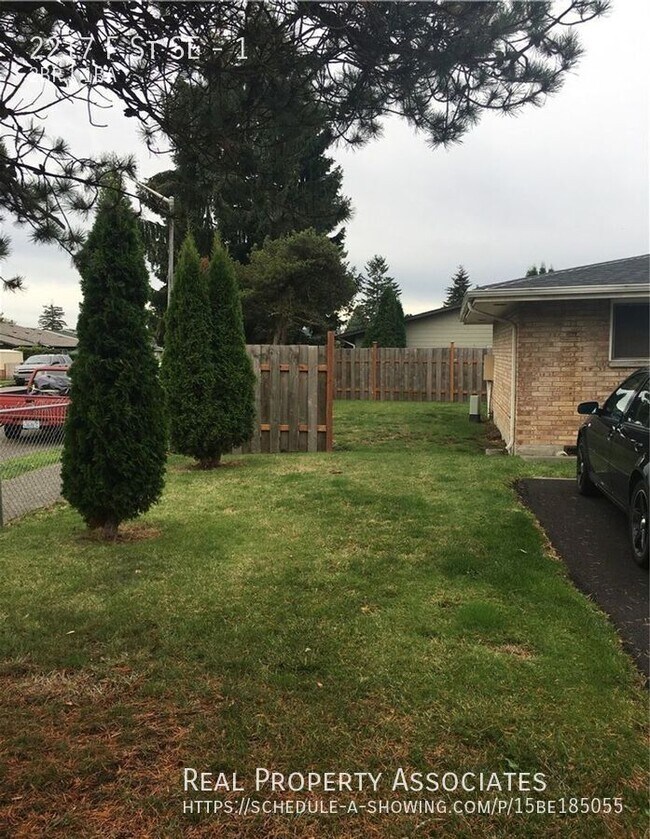 Building Photo - 2217 F St SE