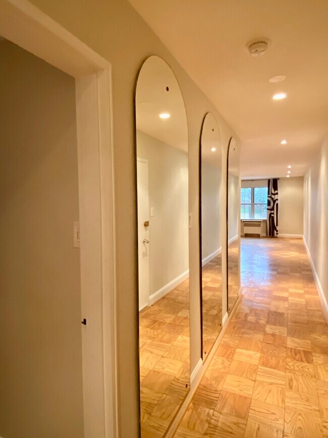 Building Photo - 5301 Westbard Cir