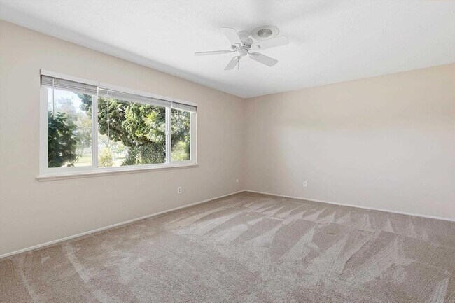 Building Photo - 1304 San Julian Dr