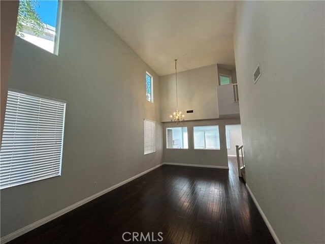 Building Photo - 1525 W Starburst Dr