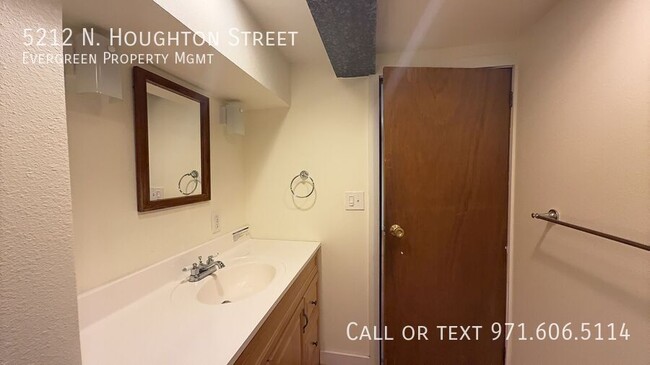 Building Photo - 5212 N Houghton St