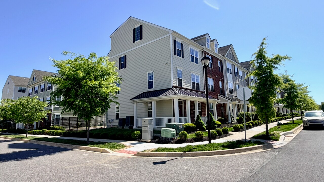 Building Photo - 3744 Green St