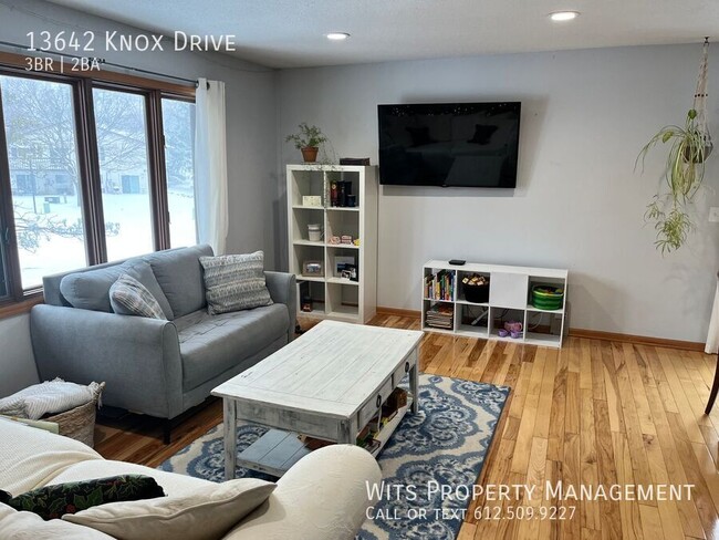Primary Photo - 13642 Knox Dr