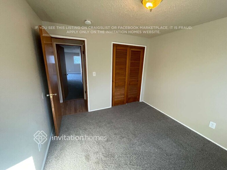 Building Photo - 5017 N Lexington St