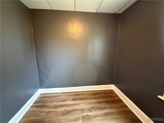 Building Photo - 21 Abbottsford Pl