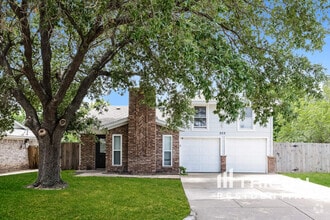 Building Photo - 202 Colony Dr