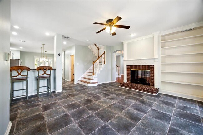 Building Photo - 3718 Bayou Bend Ct