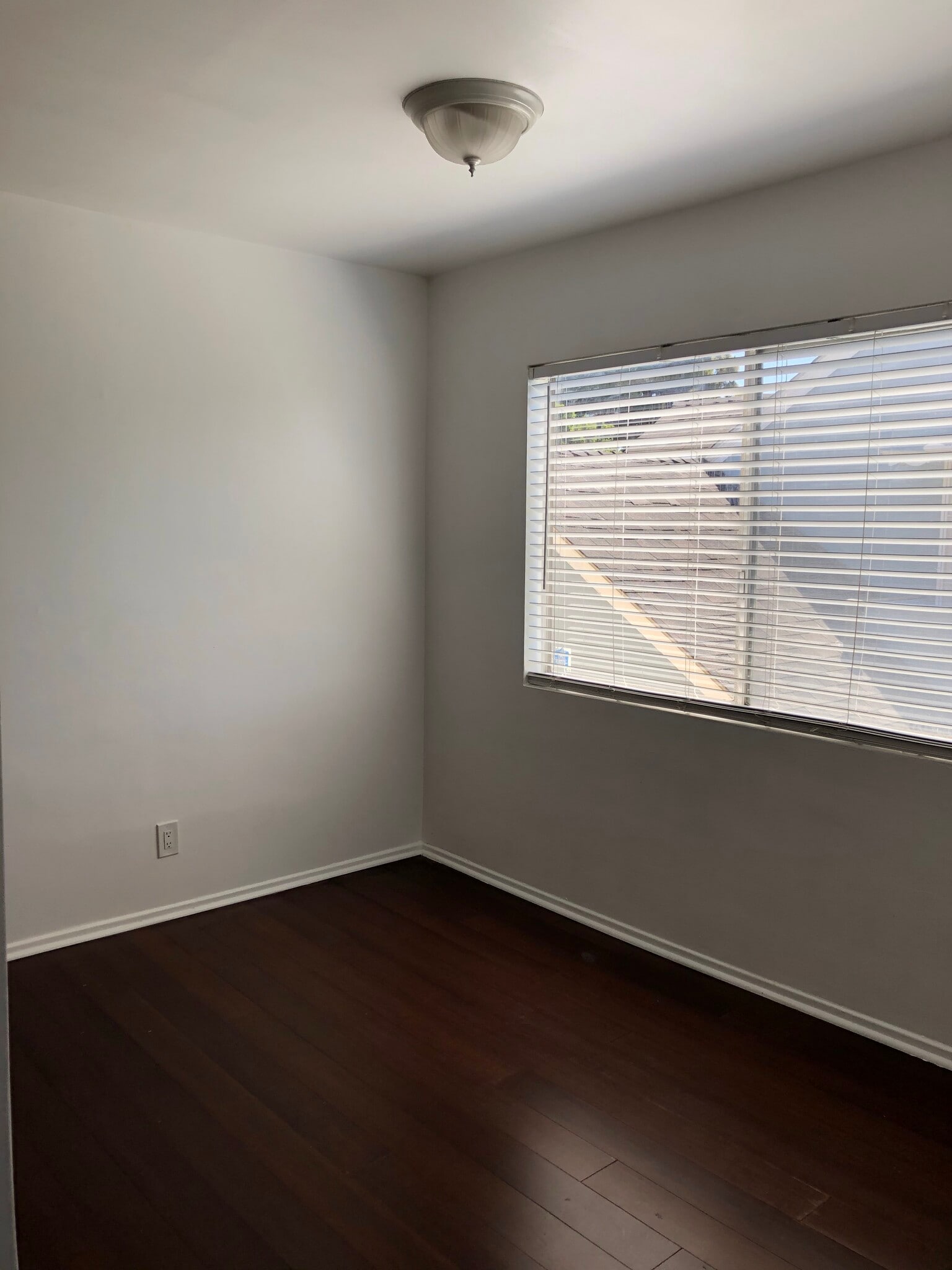 Dining area - 1418 Stanford St