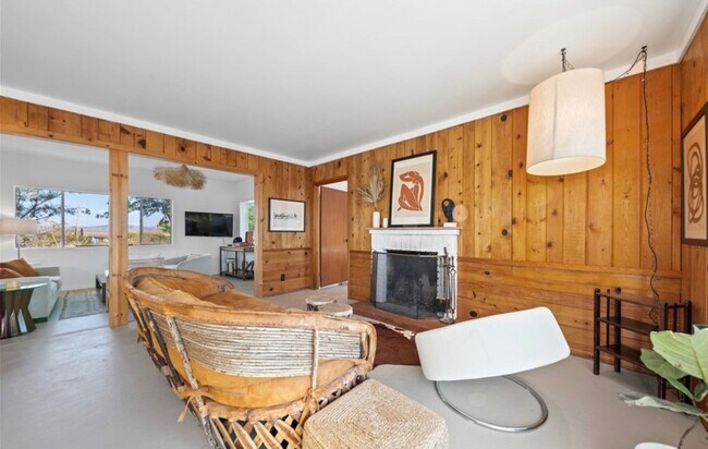 Building Photo - Desert Oasis Home on 5 Acres with Spa & EV - Price includes move in special