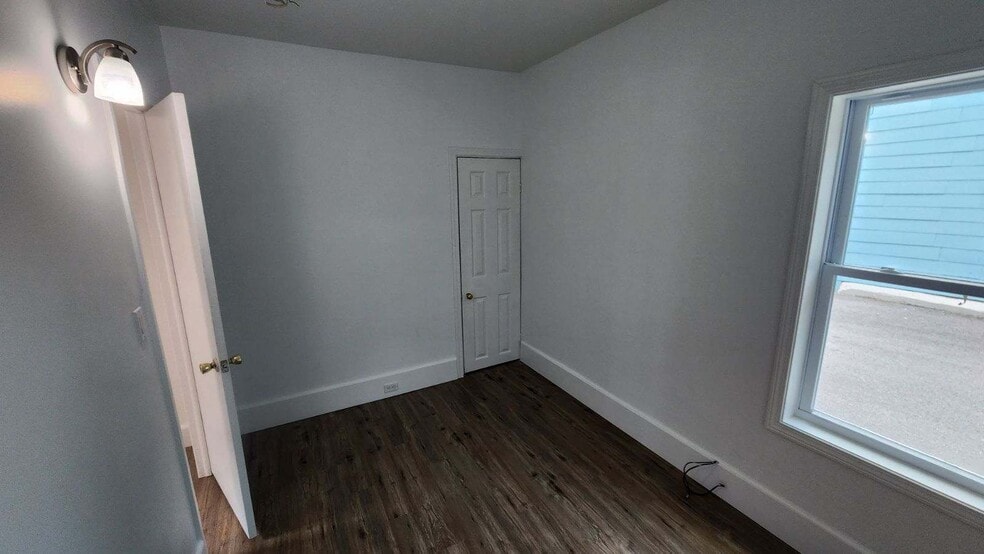 Building Photo - 20 Decatur Street