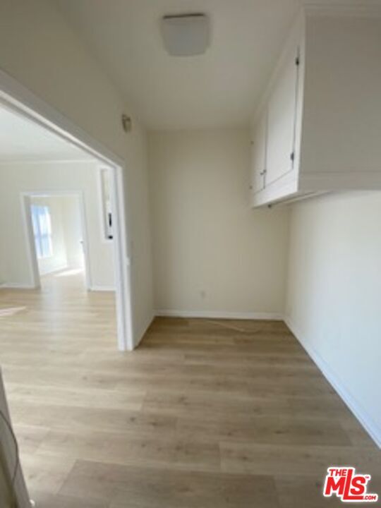 Building Photo - 814 S Hobart Blvd