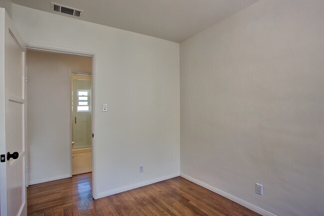 Building Photo - 3200 McCarthy Dr