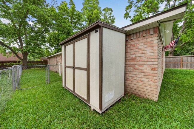 Building Photo - 418 Texas St
