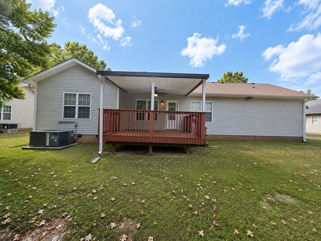 Building Photo - 635 Ashley Oaks Dr