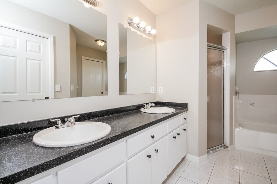 Building Photo - 848 Guild Dr
