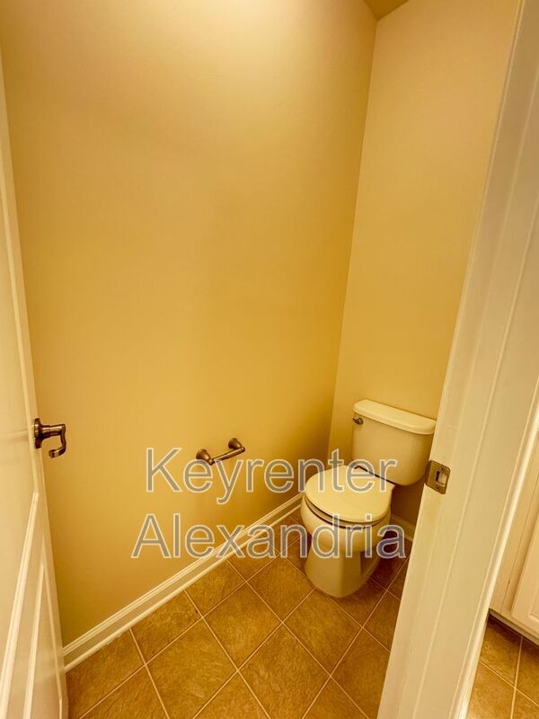 Building Photo - 4834 Dane Ridge Cir