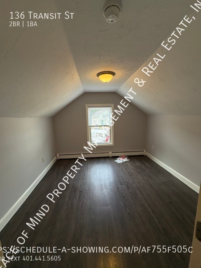 Building Photo - 136 Transit St