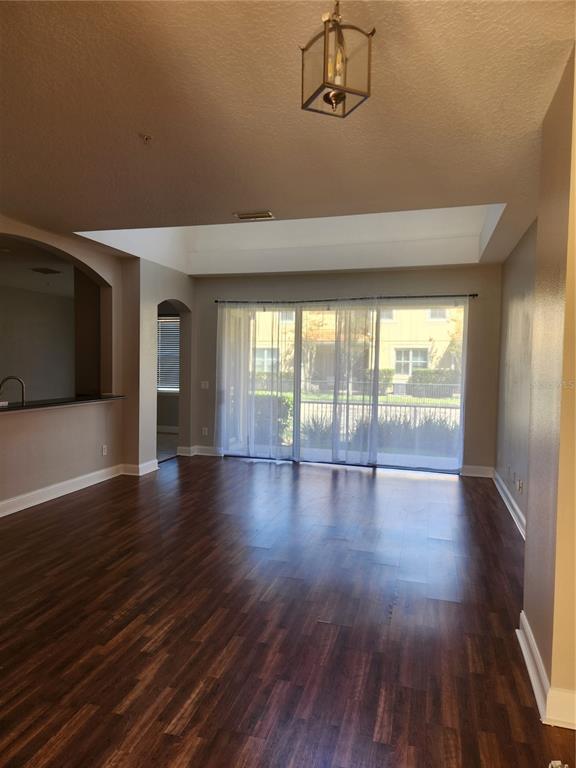 Building Photo - 1940 Durrand Ave