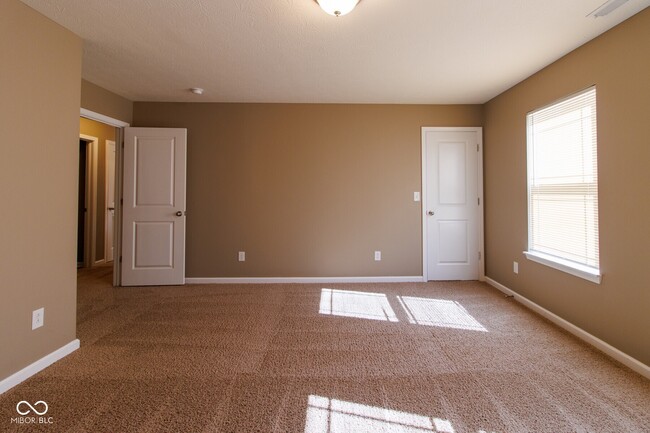Building Photo - 6610 Aberdeen Dr