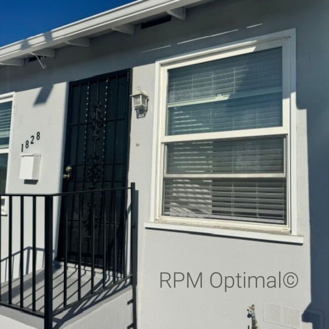 Building Photo - 1828 S Rimpau Blvd