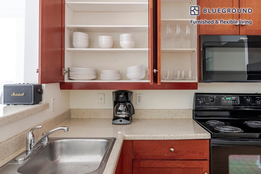 Building Photo - 754 The Alameda