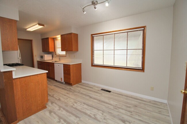 Building Photo - 17681 Mardee Ave