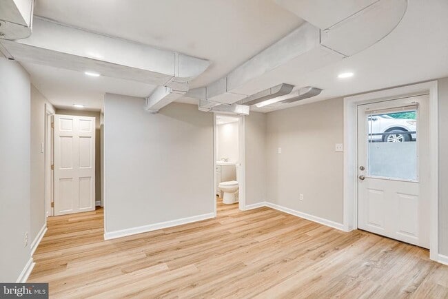 Building Photo - 1519 N Stafford St