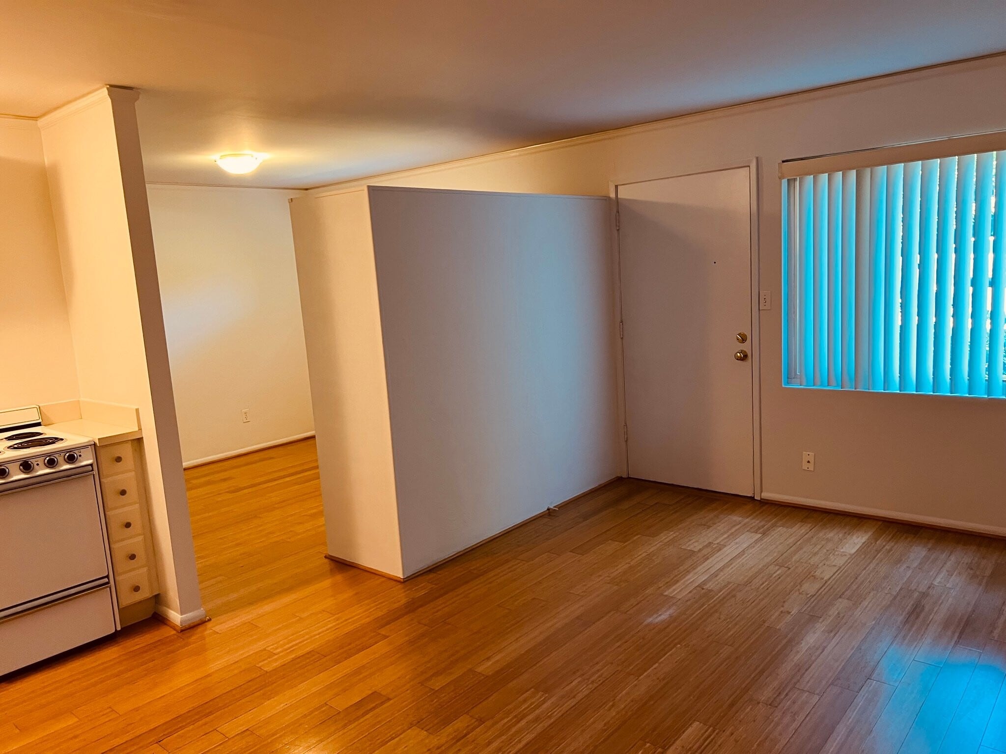 Building Photo - 5409 NE 65th St