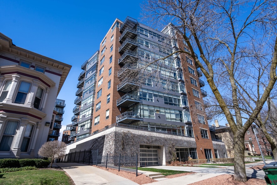 City Green - 1111 N Marshall St