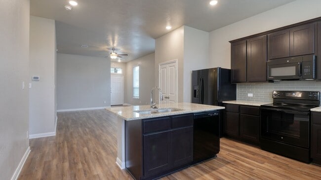 Building Photo - Spacious Single-Family Home Available Now!