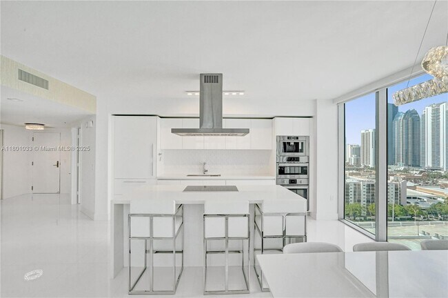 Building Photo - 330 Sunny Isles Blvd