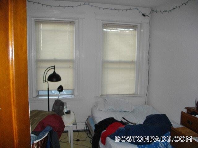 Building Photo - 1426 Commonwealth Ave