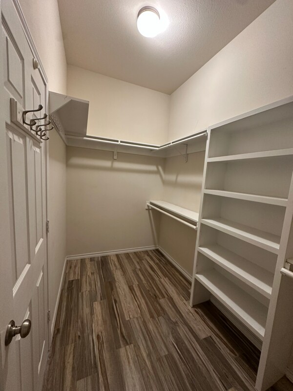 Building Photo - 15505 Palmira Ave