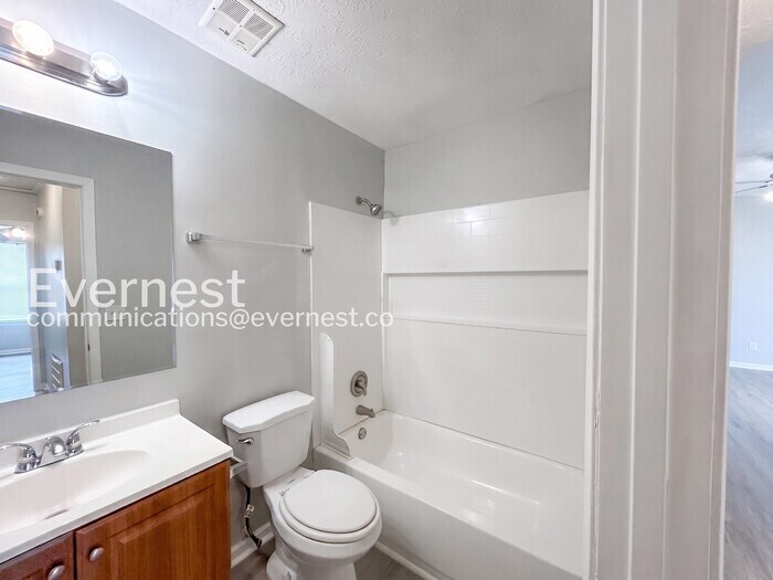 Building Photo - 2510 Corner Shoals Dr