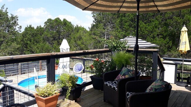 Building Photo - 21010 Stillwood Ct