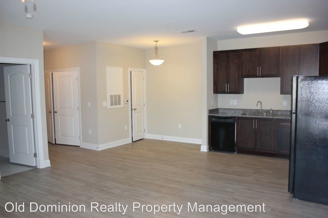 Building Photo - 2 br, 2 bath House - 151 Howard Lane Apt 303