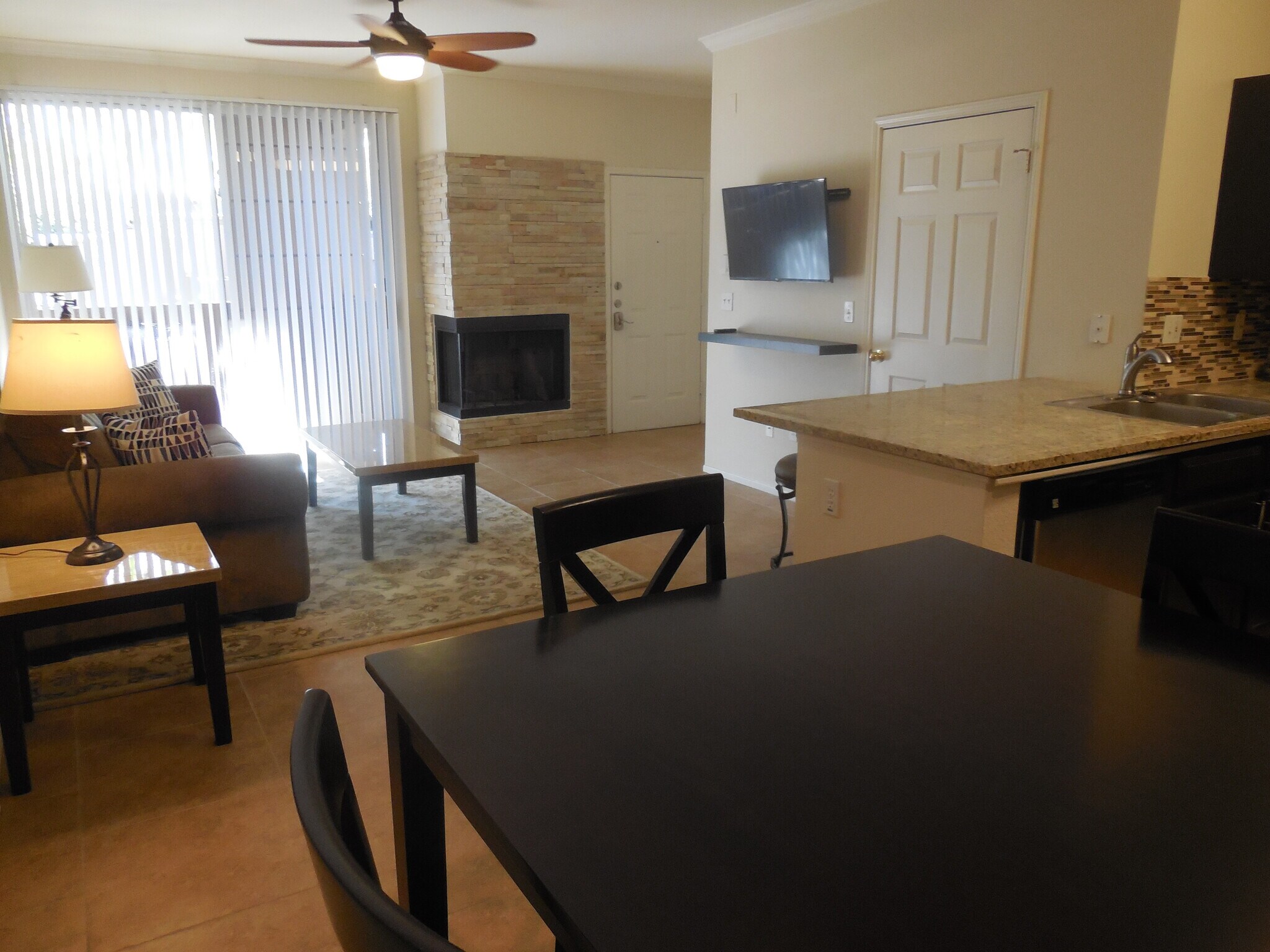 Building Photo - 7009 E Acoma Dr
