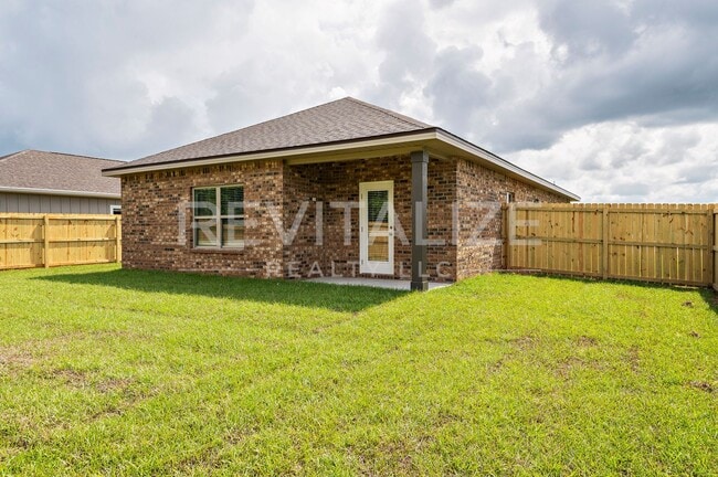 Building Photo - 13330 Shea Cir