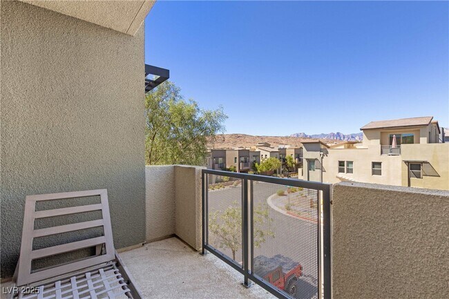 Building Photo - 11257 Rainbow Peak Ave