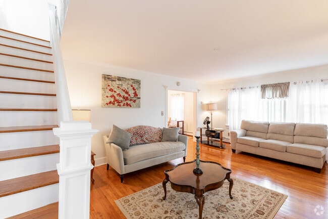 Interior Photo - Beautiful Home Off North Goodwin Ave!!!