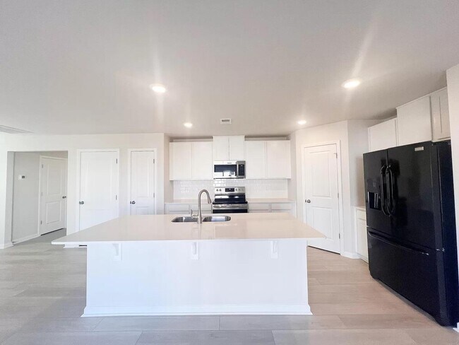 Building Photo - 1203 Melrude Ct