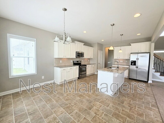 Building Photo - 2229 Andalusian Dr