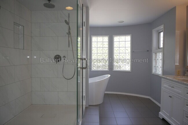 Building Photo - 1737 NW 64th St