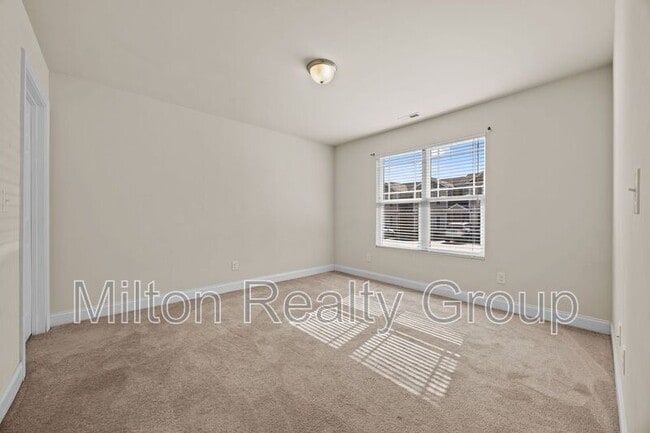 Building Photo - 26 River Stancil Dr