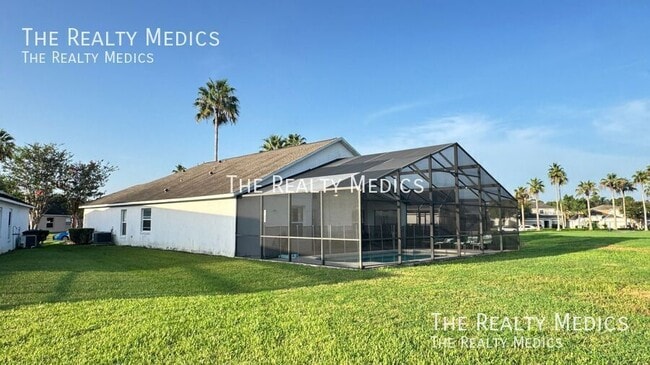Building Photo - 4802 Cumbrian Lakes Dr