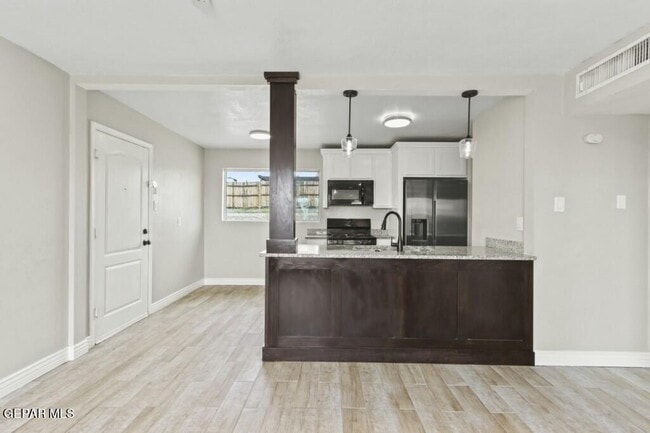 Building Photo - 7917 San Paulo Dr